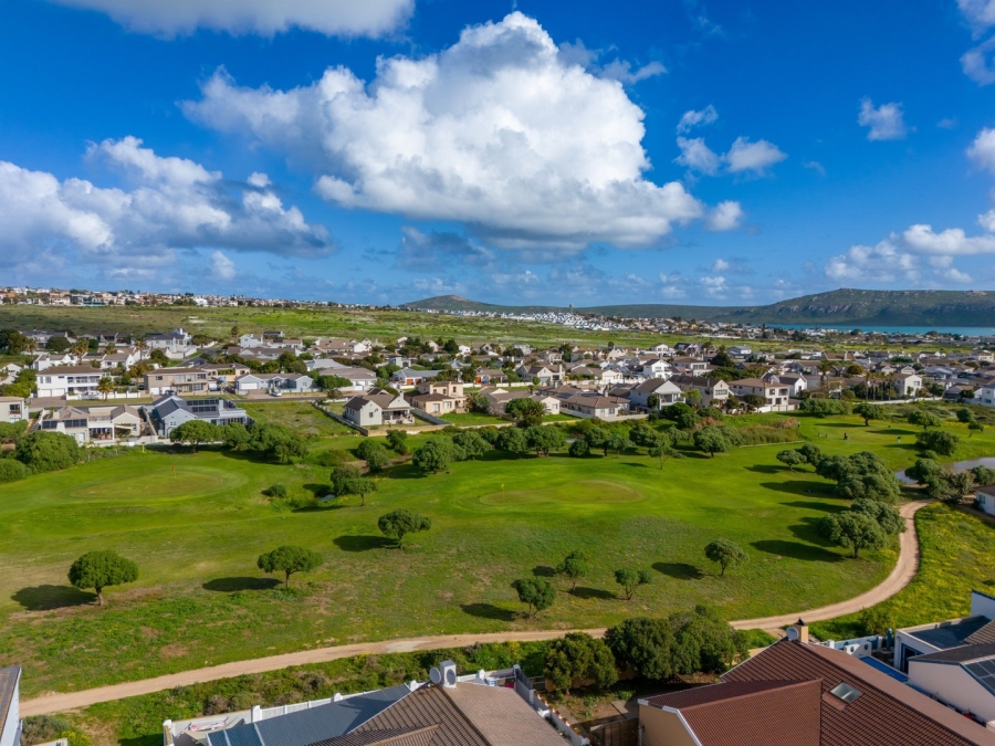 9 Bedroom Property for Sale in Country Club Western Cape